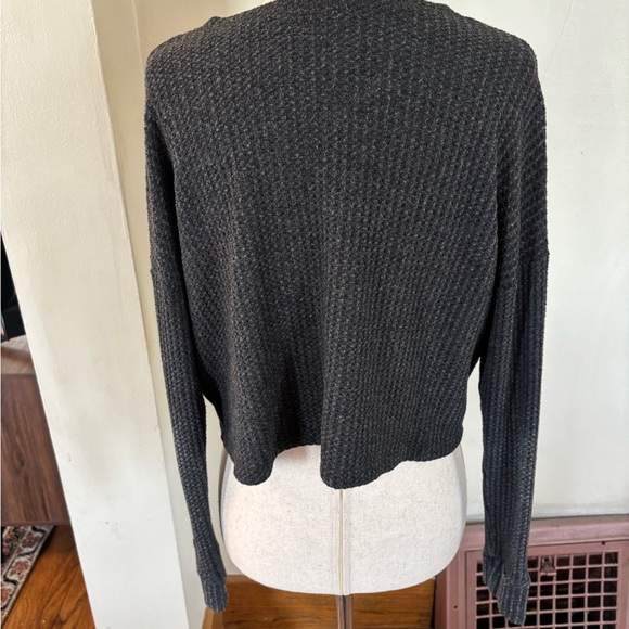 Beyond Yoga Brushed Up Cropped Pullover Grey - Picture 4 of 5